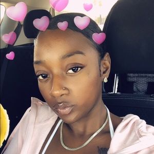 Meet your Posher, Dolores